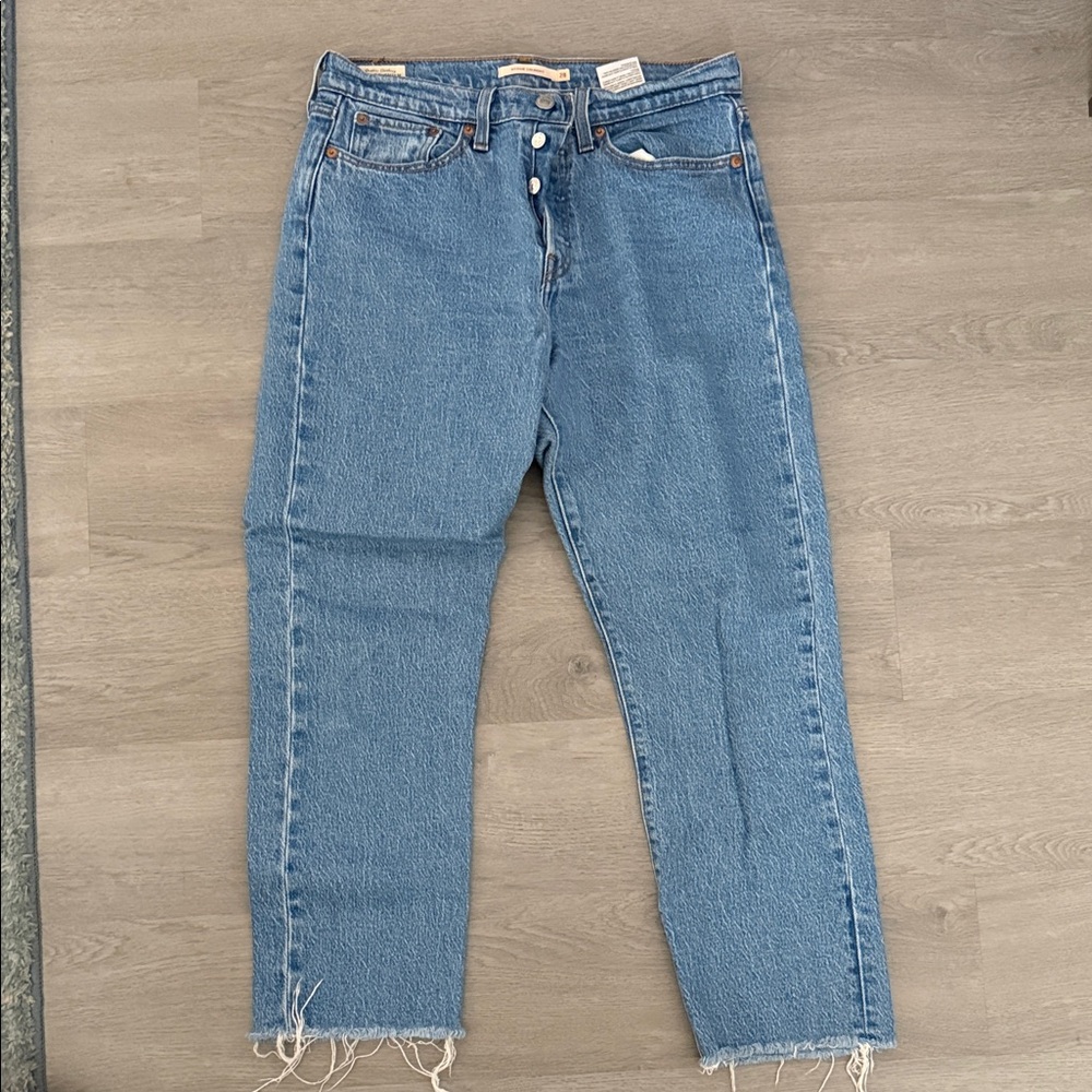 Levi's Women's Straight Leg Blue Jeans